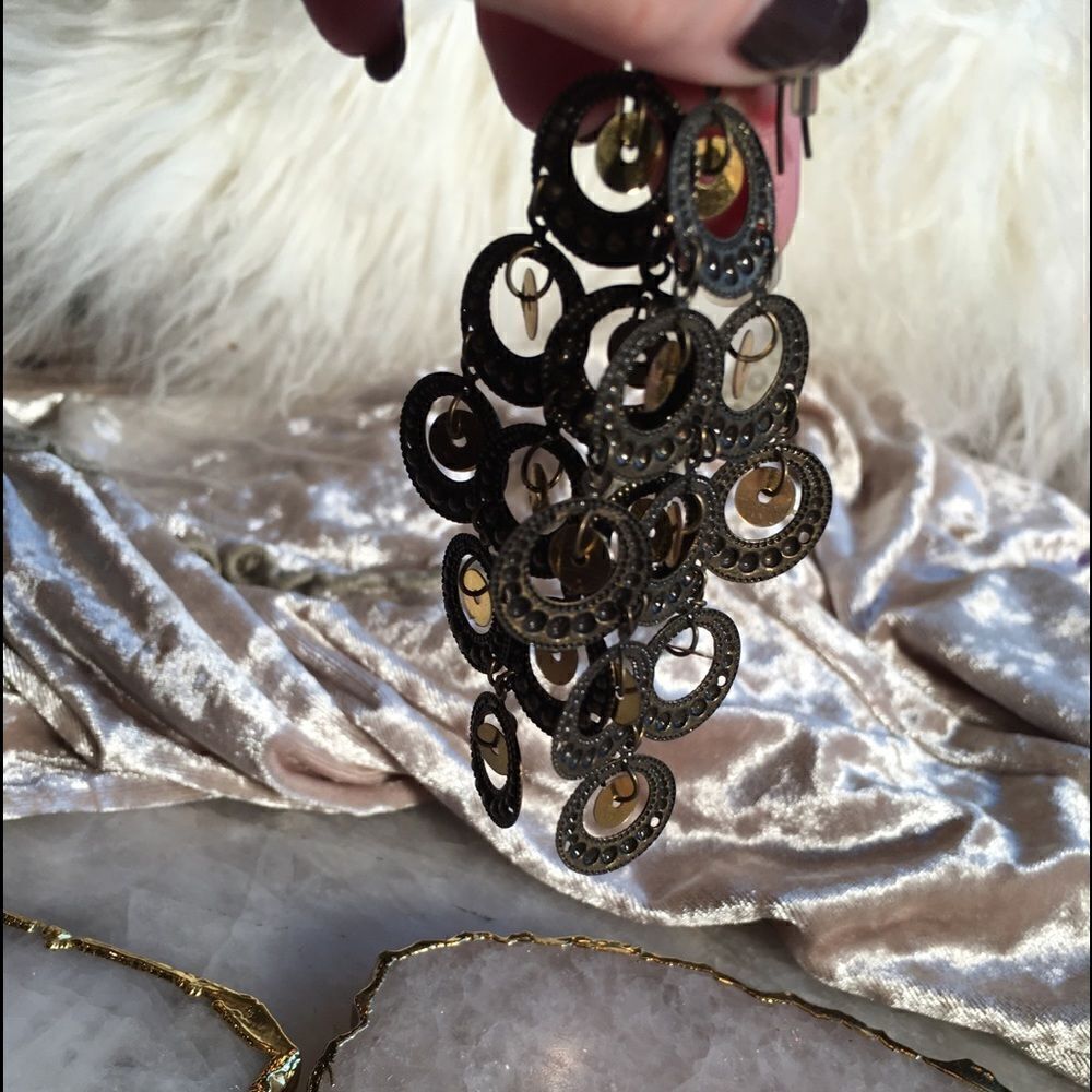 CASCADING EARRINGS!   - Picture 9 of 12